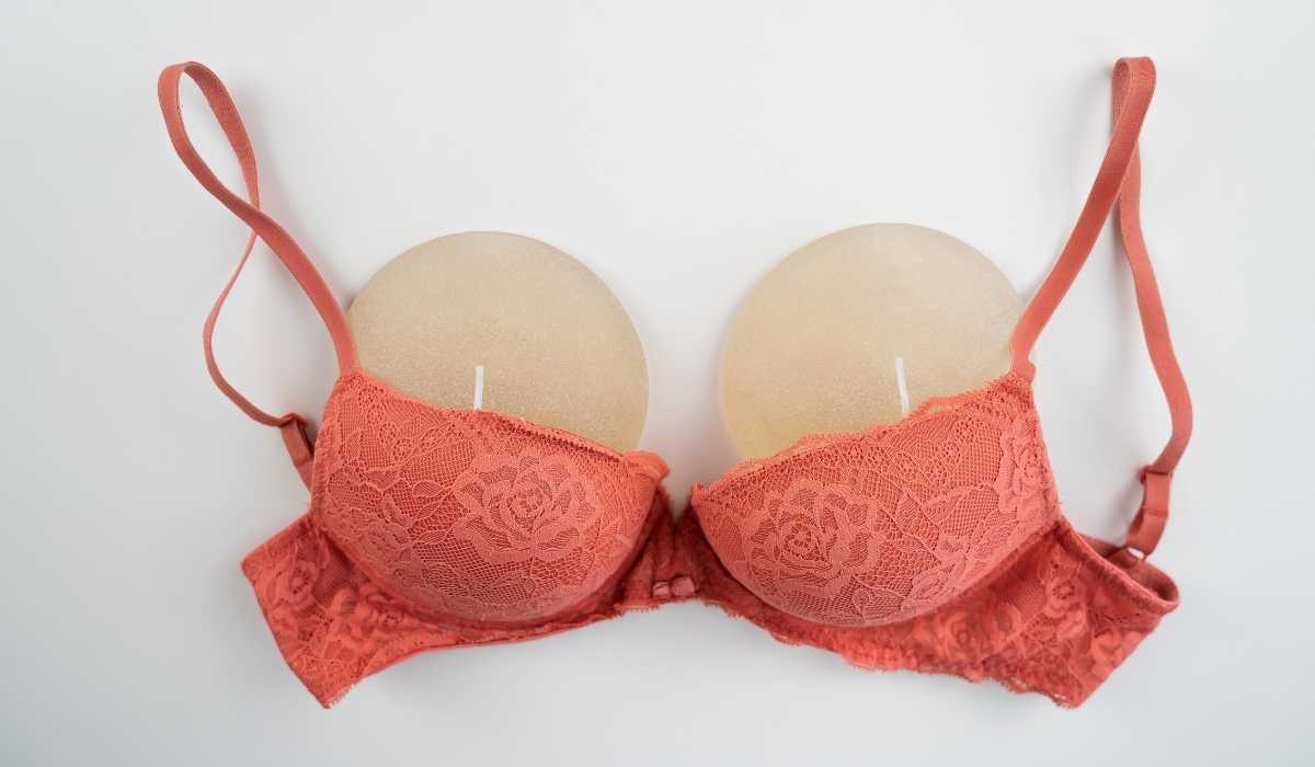 افضل دكتور تجميل فى مصر لعلاج تباعد الثدي